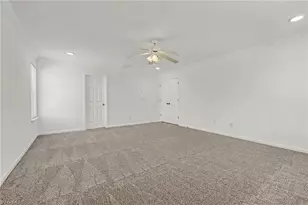 4501 Wolf Run Dr, Greensboro, NC 27406 - Photo 20
