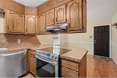 3212 Flanders Court, High Point, NC 27265 - Photo 8