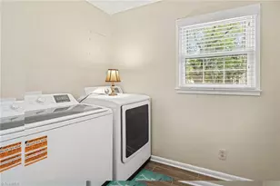3212 Flanders Ct, High Point, NC 27265 - Photo 32