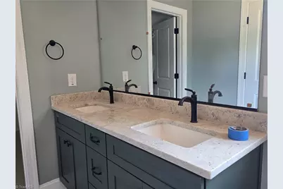 186 O Farrell Street, Winston-Salem, NC 27107 - Photo 12