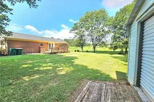 118 Pickshin Ave, Dobson, NC 27017 - Photo 32