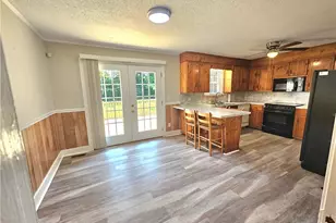 118 Pickshin Ave, Dobson, NC 27017 - Photo 8