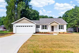 391 Needmore Rd, Carthage, NC 28327 - Photo 1