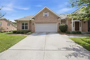4606 Hanberry Dr, Greensboro, NC 27410 - Photo 2