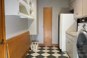 3921 Madison Ave, Greensboro, NC 27410 - Photo 12
