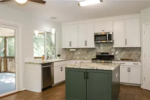3609 Blairwood St, High Point, NC 27265 - Photo 2