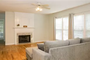 3609 Blairwood St, High Point, NC 27265 - Photo 8