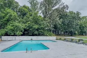 2235 Sunderland Rd, Winston-Salem, NC 27103 - Photo 4