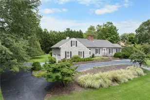 902 Sedgewick Ln, High Point, NC 27262 - Photo 2