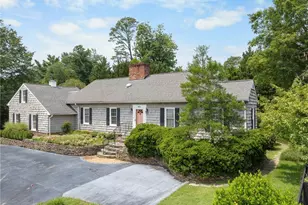 902 Sedgewick Ln, High Point, NC 27262 - Photo 4