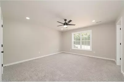2934 S Stratford Road, Winston-Salem, NC 27103 - Photo 14