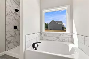 5924 N Church St, Greensboro, NC 27455 - Photo 22