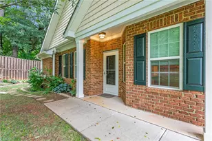 114 Starling St, Mebane, NC 27302 - Photo 4