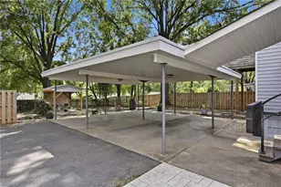 2400 Westover Dr, Winston-Salem, NC 27103 - Photo 28
