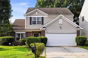 2595 Viola Ct, Winston-Salem, NC 27127 - Photo 2