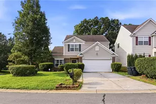 2595 Viola Ct, Winston-Salem, NC 27127 - Photo 2