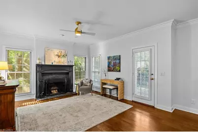 2014 Roanoke Drive, Greensboro, NC 27408 - Photo 18