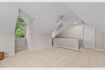 2014 Roanoke Drive, Greensboro, NC 27408 - Photo 38