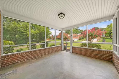 2801 Deerwood Drive, Winston-Salem, NC 27103 - Photo 30