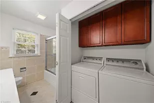 2801 Deerwood Dr, Winston-Salem, NC 27103 - Photo 18