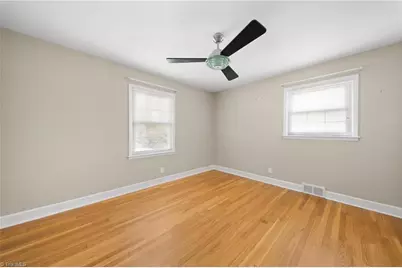 2801 Deerwood Drive, Winston-Salem, NC 27103 - Photo 20