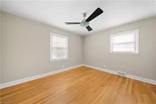 2801 Deerwood Dr, Winston-Salem, NC 27103 - Photo 20