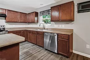2964 Mimosa Court, Randleman, NC 27317 - Photo 10