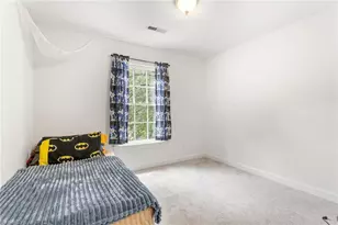 2000 Warwickshire Dr, Greensboro, NC 27455 - Photo 30