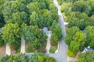 2000 Warwickshire Dr, Greensboro, NC 27455 - Photo 42