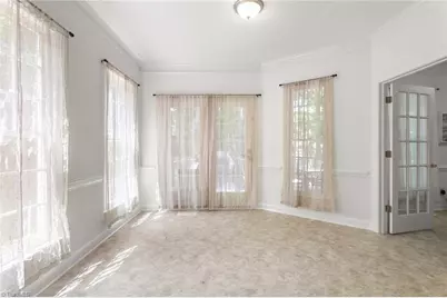 2000 Warwickshire Drive, Greensboro, NC 27455 - Photo 18
