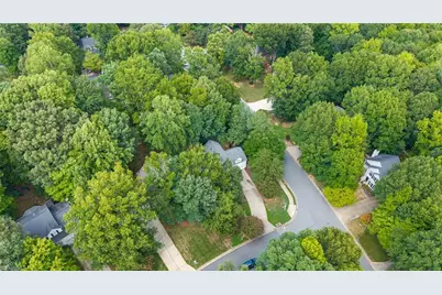 2000 Warwickshire Drive, Greensboro, NC 27455 - Photo 44
