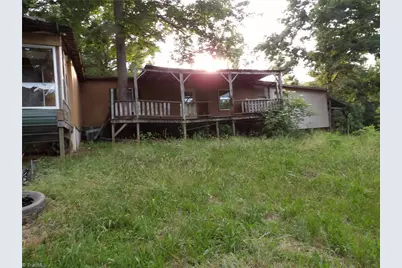 634 McGlamery Road, Wilkesboro, NC 28697 - Photo 2