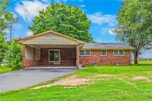 1454 Union Cross Rd, Kernersville, NC 27284 - Photo 10