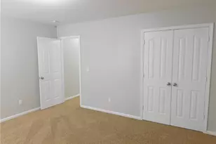8 Rockport Ct, Greensboro, NC 27406 - Photo 14