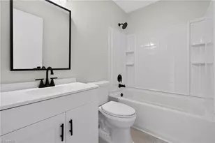 1614 Oberlin Dr, High Point, NC 27260 - Photo 12