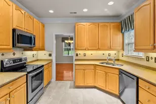 132 Heritage Hill Dr, Jamestown, NC 27282 - Photo 10