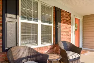 3905 Fairstone Pl, High Point, NC 27265 - Photo 4