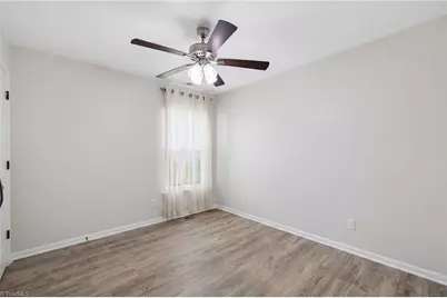 4804 Sedgelane Drive, Greensboro, NC 27407 - Photo 18