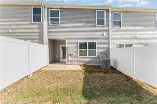 3805 Buckskin Wy, Greensboro, NC 27405 - Photo 14