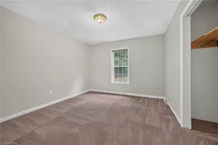 6135 Narrow Way Ln, Winston-Salem, NC 27105 - Photo 20