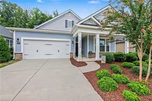 4520 Sapphire Ct, Clemmons, NC 27012 - Photo 2