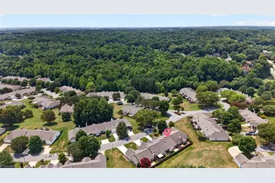 110 Mansfield Circle, Greensboro, NC 27455 - Photo 4