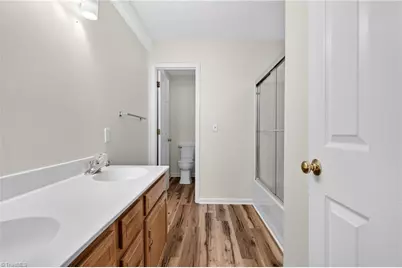 110 Mansfield Circle, Greensboro, NC 27455 - Photo 20