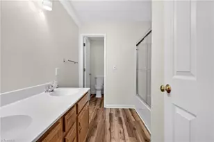 110 Mansfield Cir, Greensboro, NC 27455 - Photo 20