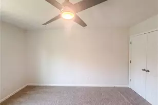 5439 Sky Hill Dr, Greensboro, NC 27301 - Photo 16
