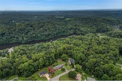 140 Clifton Drive, Reidsville, NC 27320 - Photo 48