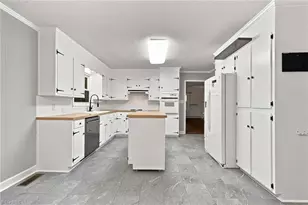 140 Clifton Dr, Reidsville, NC 27320 - Photo 20