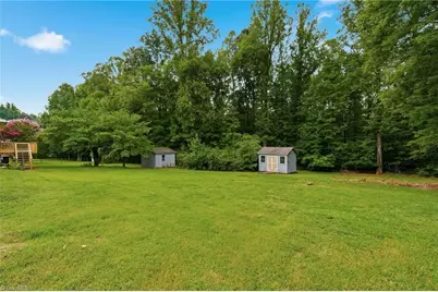 140 Clifton Drive, Reidsville, NC 27320 - Photo 46