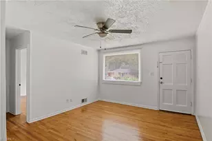 1829 Villa Dr, Greensboro, NC 27403 - Photo 10