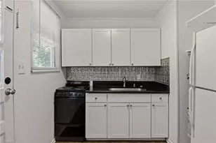 1829 Villa Dr, Greensboro, NC 27403 - Photo 6